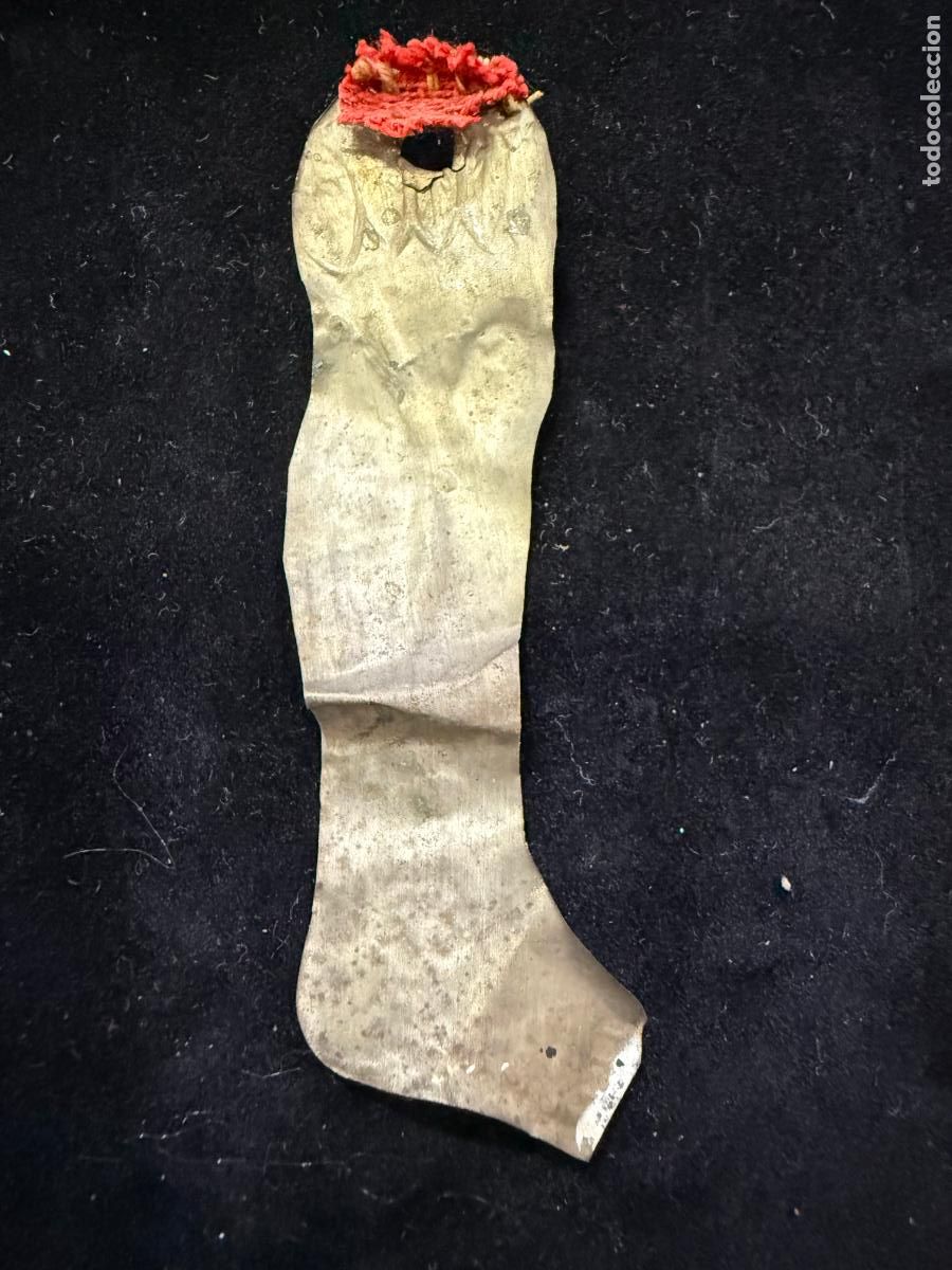 Antig&uuml;edades: ANTIGUO EXVOTO RELIGIOSO - MEDIDA 6 CM