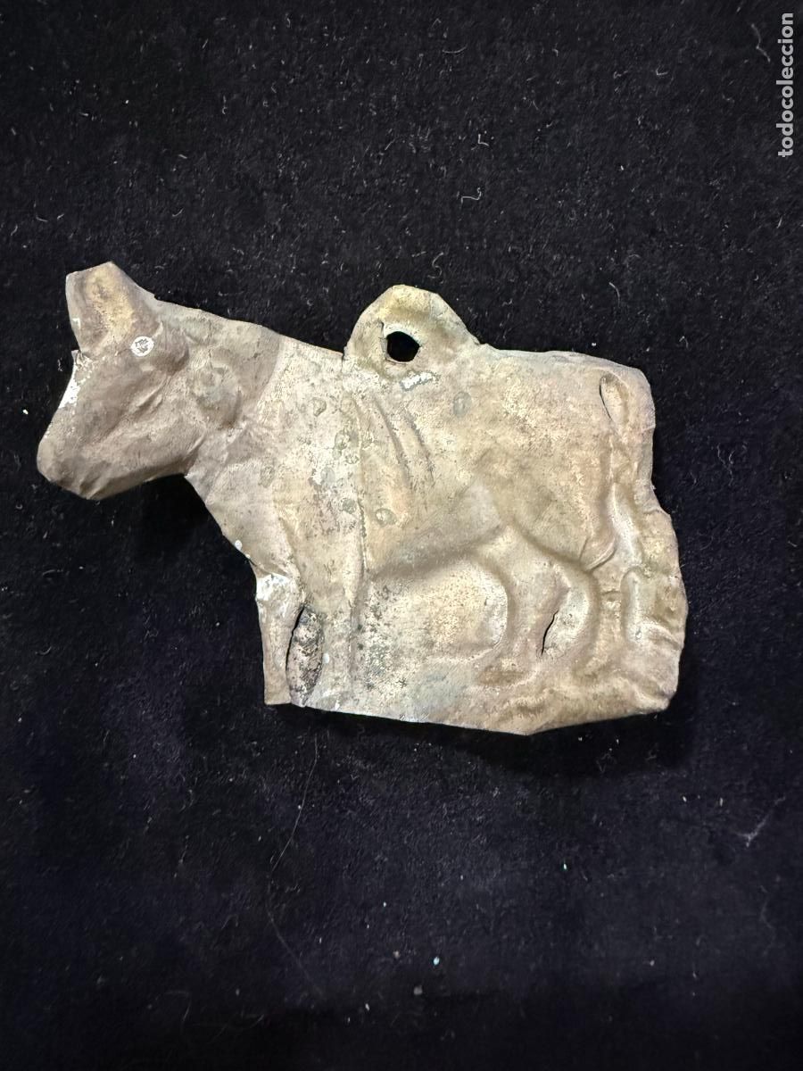 Antig&uuml;edades: ANTIGUO EXVOTO RELIGIOSO - MEDIDA 6 CM