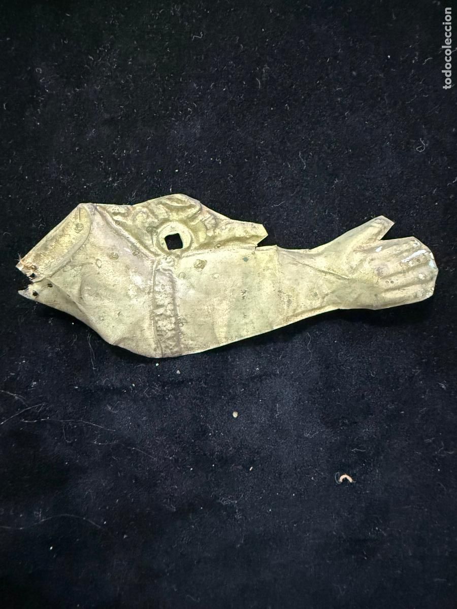 Antig&uuml;edades: ANTIGUO EXVOTO RELIGIOSO - MEDIDA 6 CM