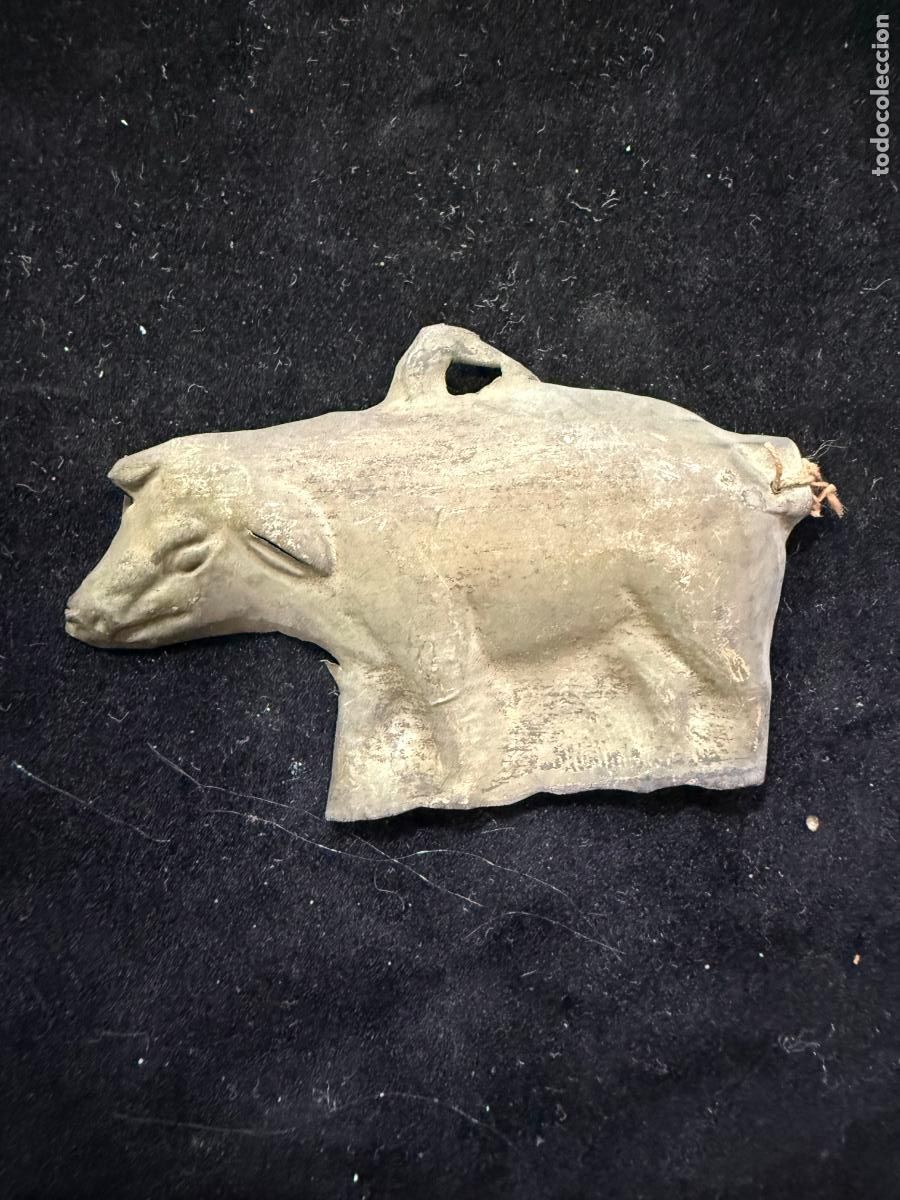 Antig&uuml;edades: ANTIGUO EXVOTO RELIGIOSO - MEDIDA 6 CM
