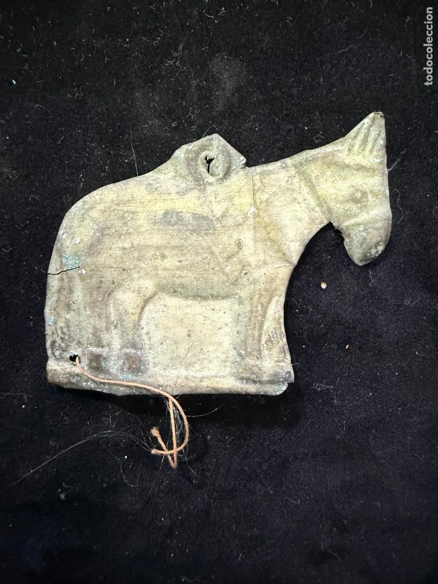 Antig&uuml;edades: ANTIGUO EXVOTO RELIGIOSO - MEDIDA 6 CM