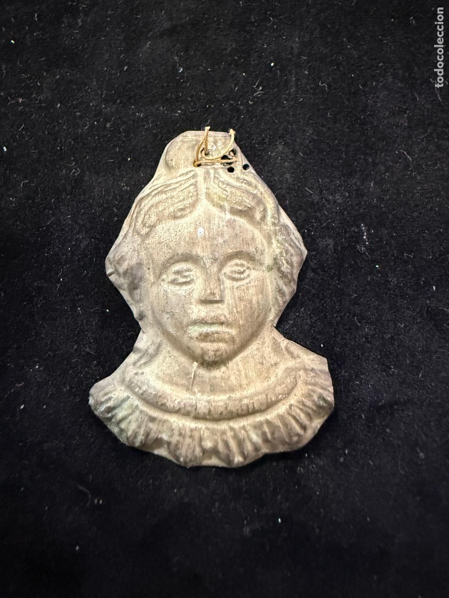 Antig&uuml;edades: ANTIGUO EXVOTO RELIGIOSO - MEDIDA 5 CM