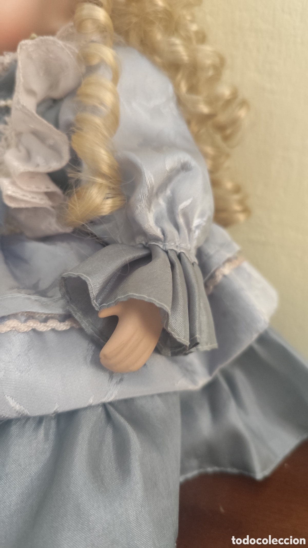 Antig&uuml;edades: Mu&ntilde;eca de porcelana blanca - Foto 2