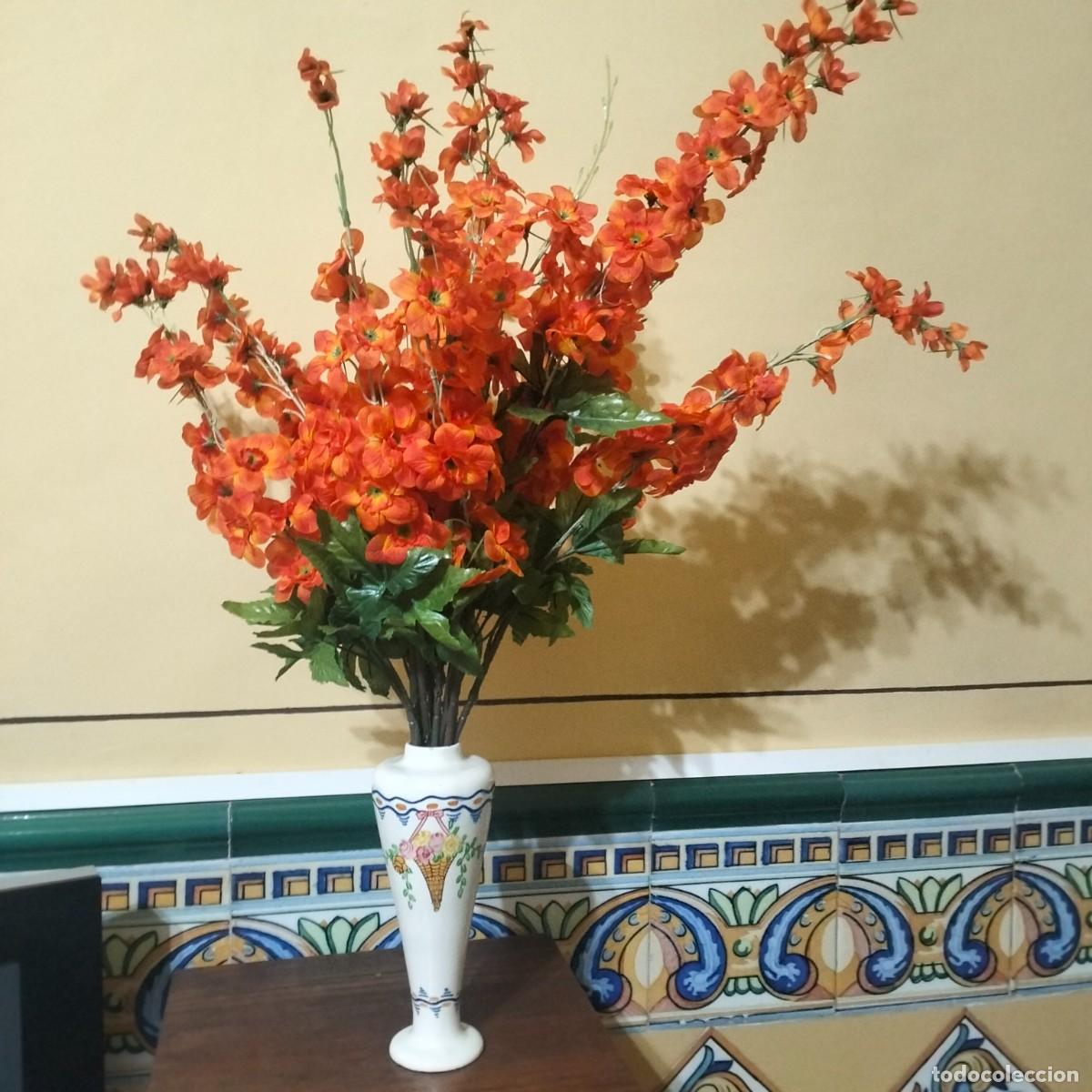 Antig&uuml;edades: FLORERO/JARR&Oacute;N MODERNISTA PINTADO A MANO,MANISES.