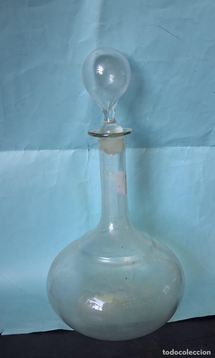 Antig&uuml;edades: Gran botella de cristal soplado