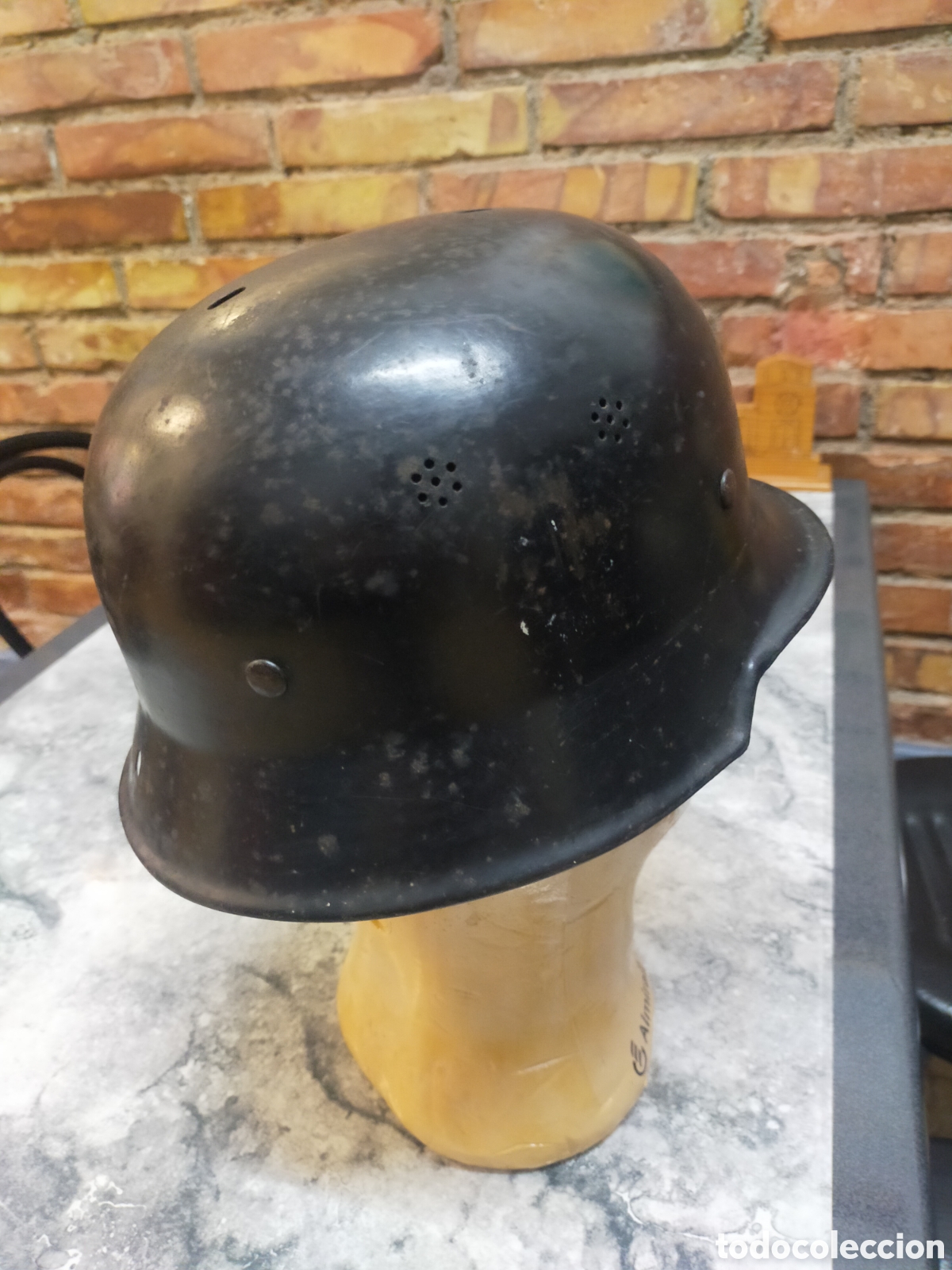Antig&uuml;edades: Casco alem&aacute;n bomberos/polic&iacute;a - Foto 3