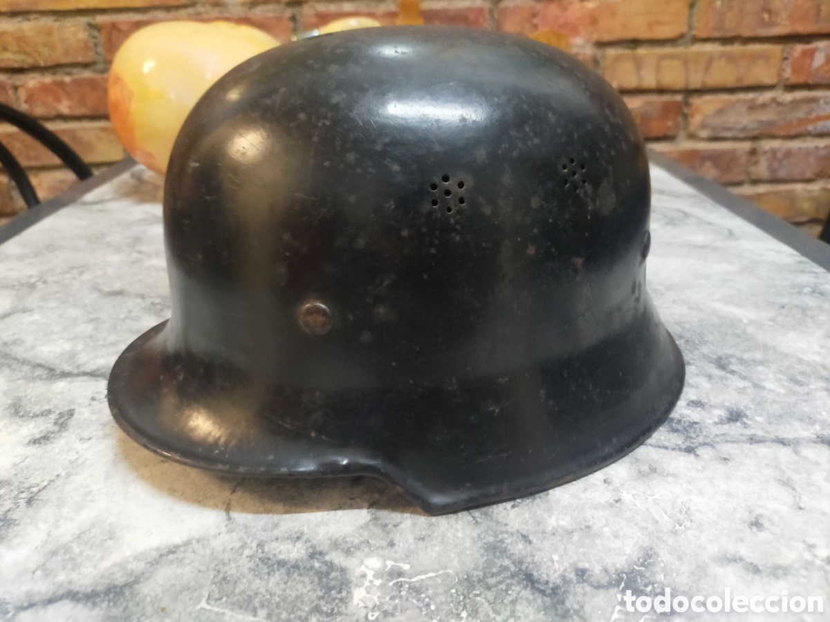 Antig&uuml;edades: Casco alem&aacute;n bomberos/polic&iacute;a - Foto 8