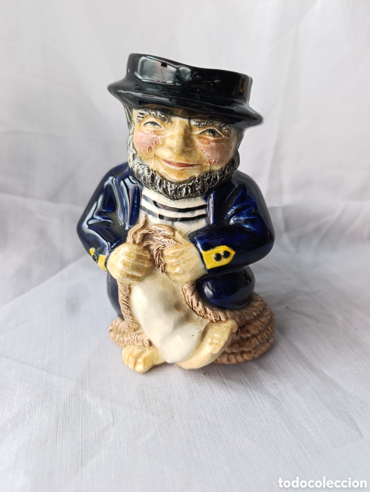 Antig&uuml;edades: Jarra de Cer&aacute;mica &rdquo;Character Jug&rdquo; Roy Kirkham - Marinero (Sailor) - Staffordshire England - 13 cm