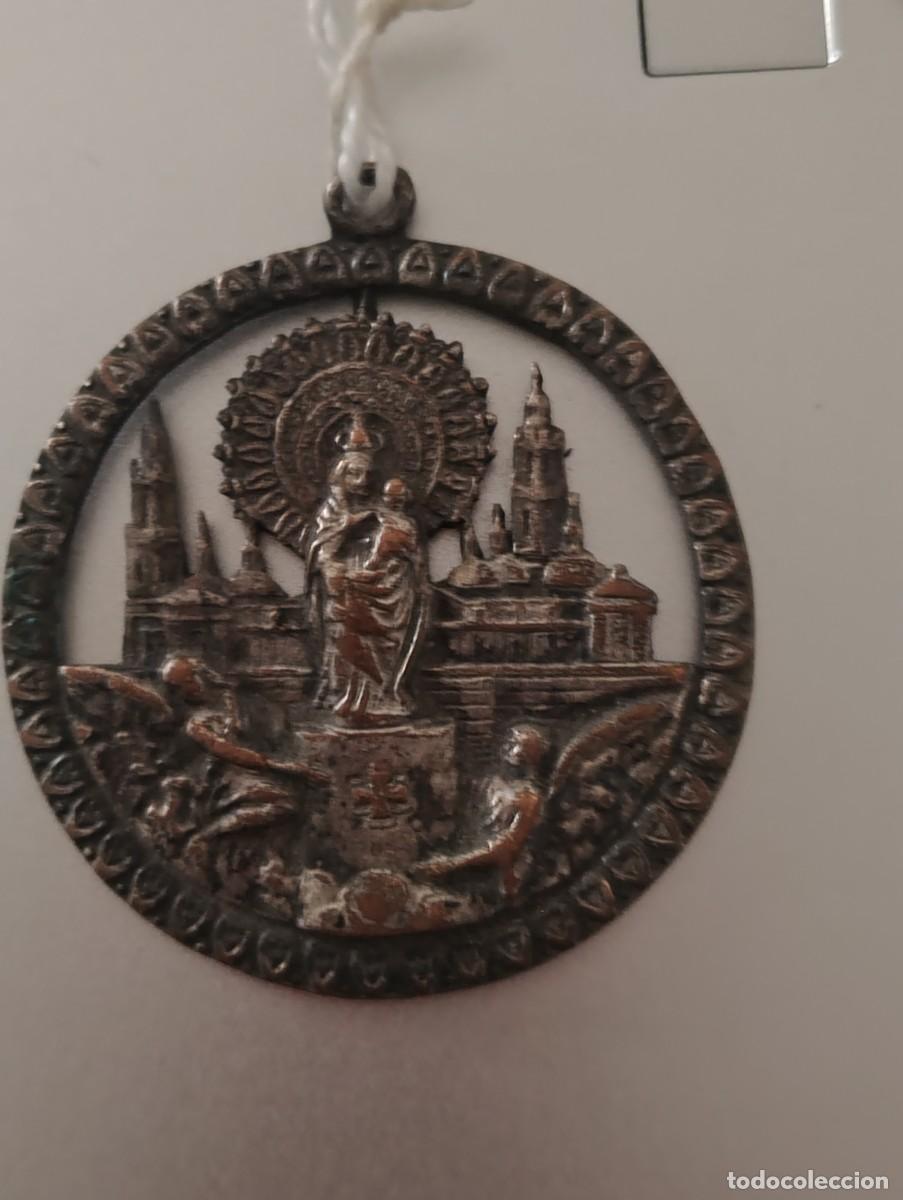 Antig&uuml;edades: CURIOSA Y ANTIGUA MEDALLA DE LA VIRGEN DEL PILAR ZARAGOZA. 4 CM DI&Aacute;METRO