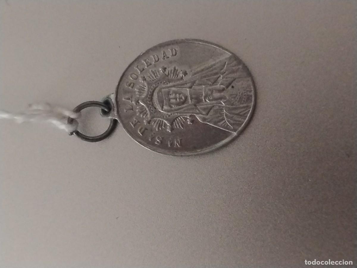 Antig&uuml;edades: PRECIOSA Y ANTIGUA MEDALLA DE NUESTRA SE&Ntilde;ORA DE LA PALOMA. 2 X 1,50 CM