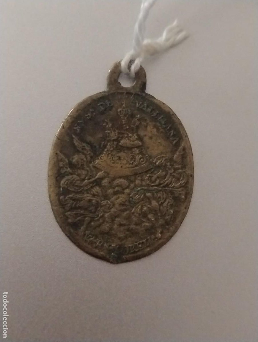 Antig&uuml;edades: PRECIOSA Y ANTIGUA MEDALLA DE Nuestra Se&ntilde;ora de la Vallivana Valencia, 2,50 x 2 cm