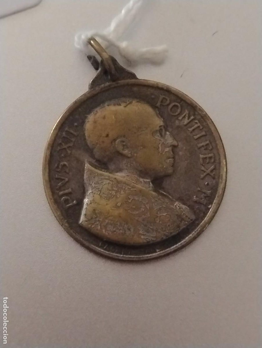 Antig&uuml;edades: PRECIOSA Y ANTIGUA MEDALLA DEL PAPA PIO XII UNOS 2 CM DE DI&Aacute;METRO