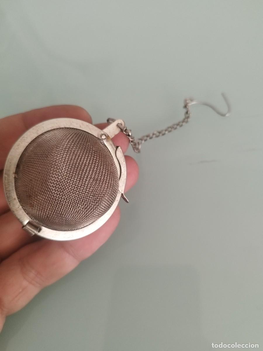 Antig&uuml;edades: Infusor de te de bola.