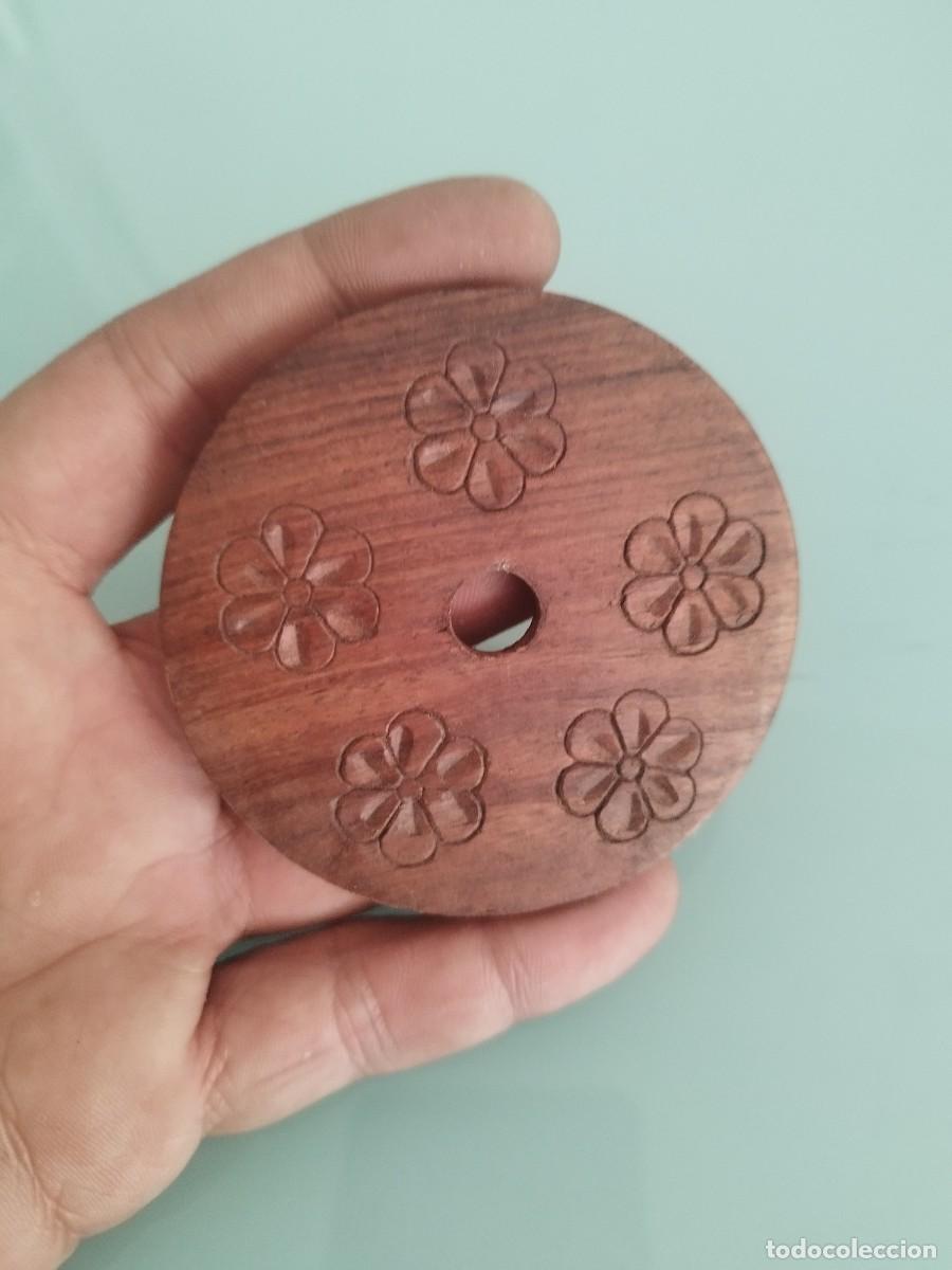 Antiques: Antiguo sello de madera tallada, para adornar ertesanias, porcelana, cer&aacute;mica.