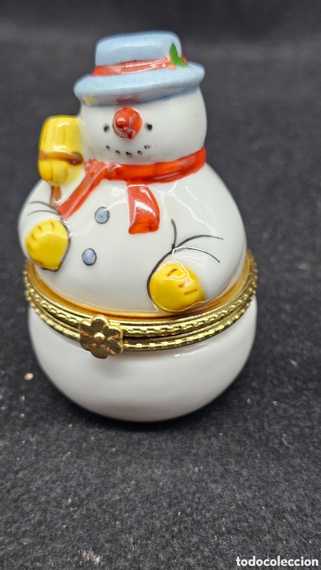 Antiques: Antigua cajita de colecci&oacute;n de porcelana