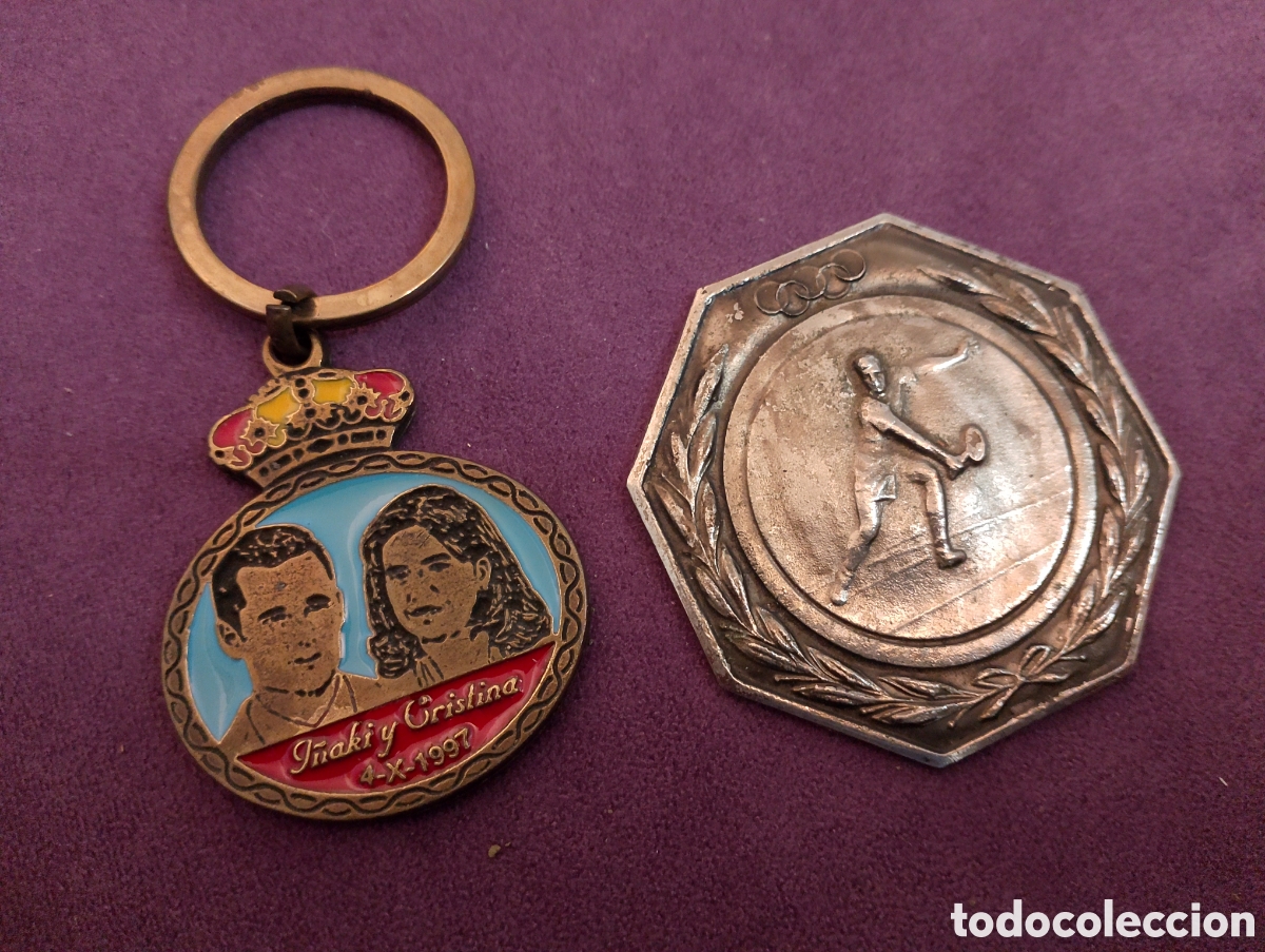 Antig&uuml;edades: Lote de objetos varios
