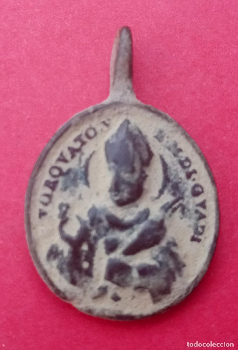 Antig&uuml;edades: Medalla Siglo XVIII San Torcuato de Guadix. Granada y San Juan de Mata. Rara.