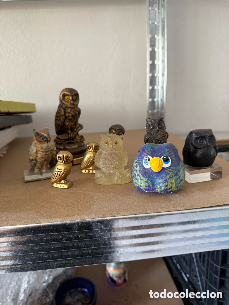 Antig&uuml;edades: Bonito lote de b&uacute;hos, distintos materiales