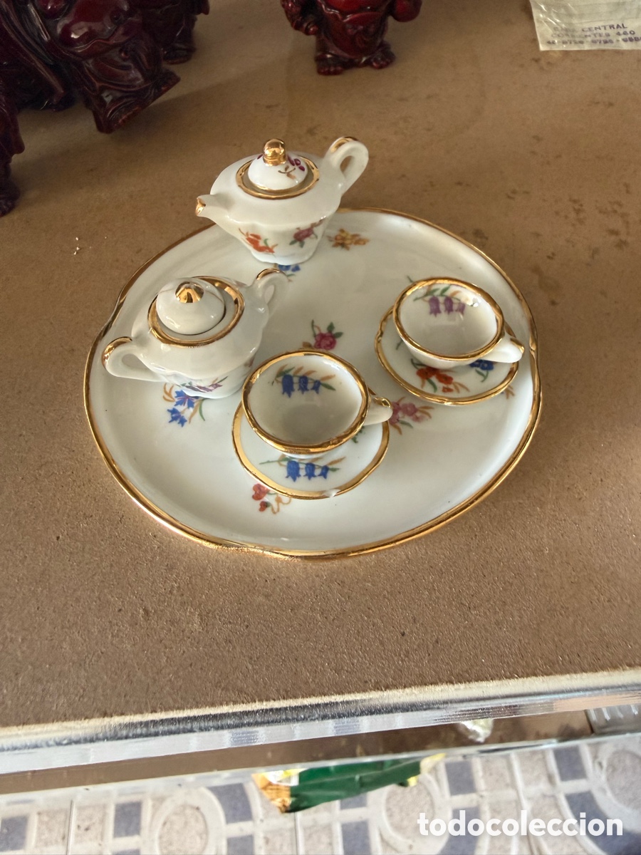 Antig&uuml;edades: Bonito juego de t&eacute; en miniatura, porcelana de limoges