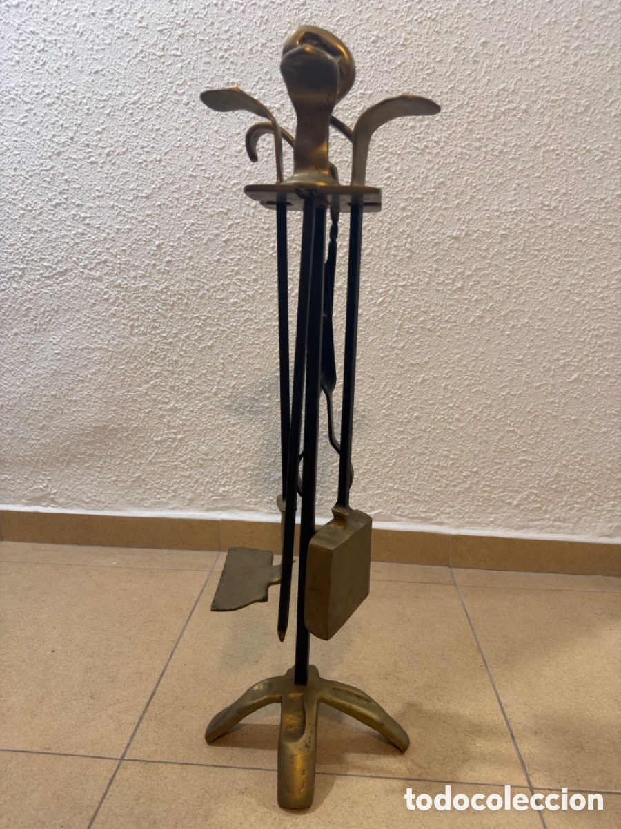 Antig&uuml;edades: Juego de chimenea original David Marshall. Dise&ntilde;o vintage en hierro y lat&oacute;n. Completo. A&ntilde;os 70/80.
