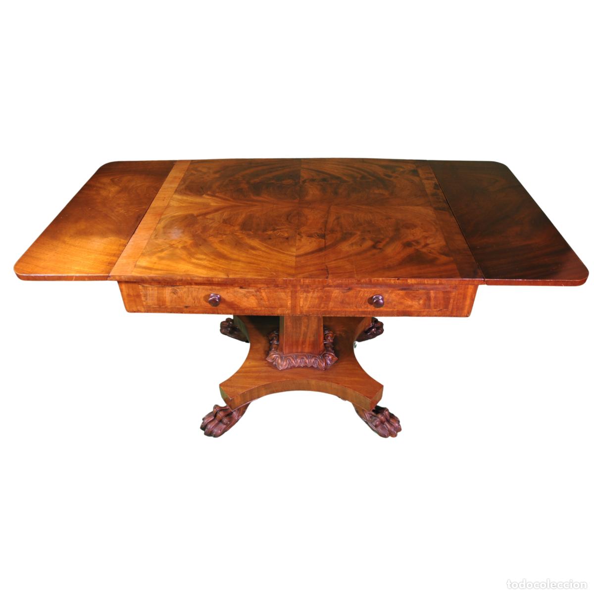Antiguidades: Mesa de Juego Imperio con Patas de Garra