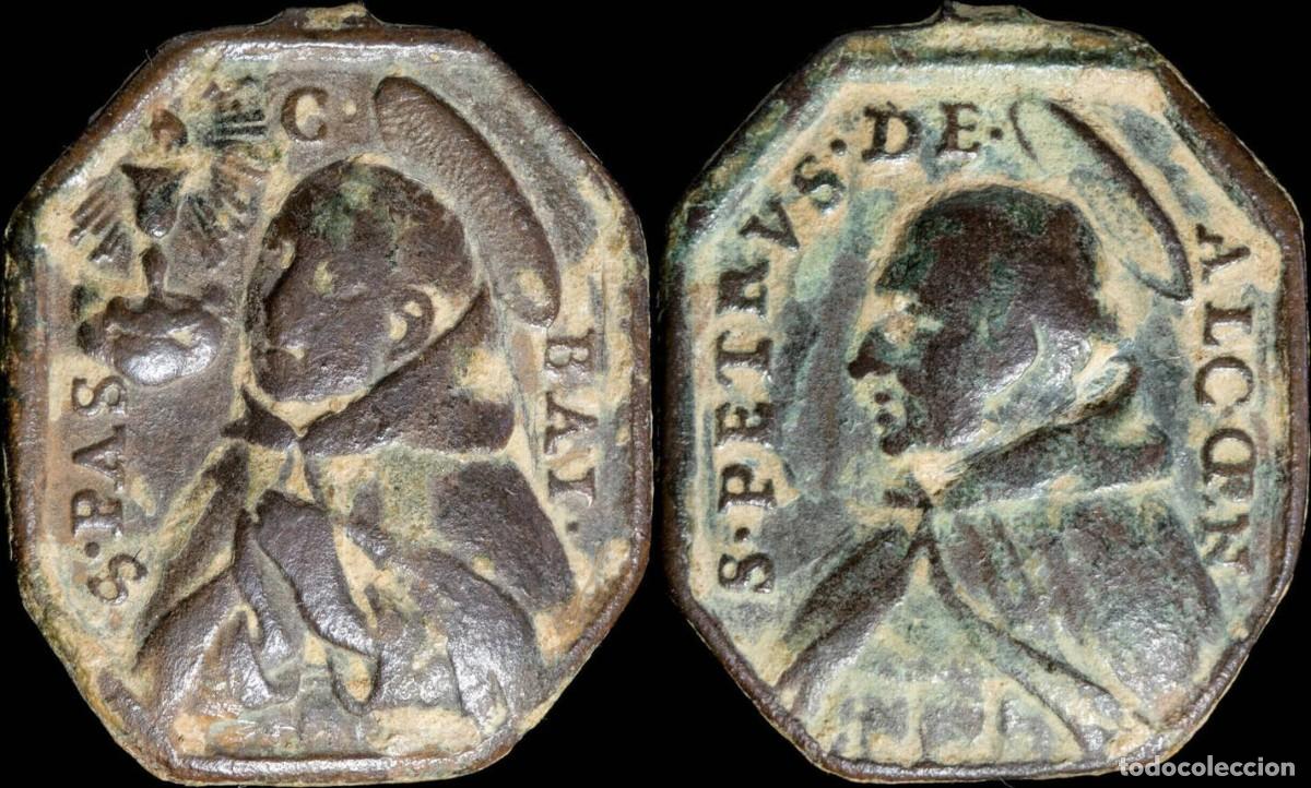 Antig&uuml;edades: Religious Medal XVI-XVII centuries, S. Pascual Bailon - 22x18 mm.