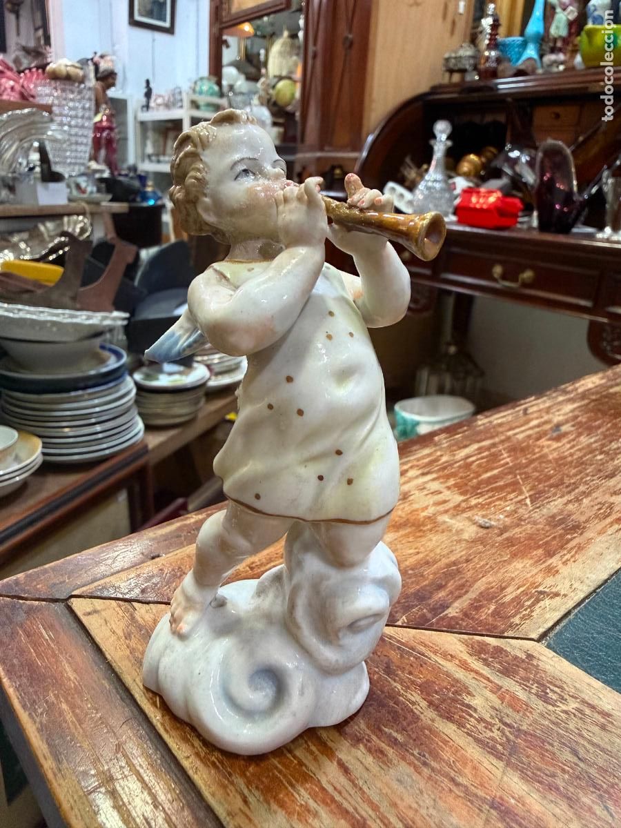 Antig&uuml;edades: ANTIGUO Y PRECIOSO ANGEL QUERUBIN CON INSTRUMENTO MUSICAL DE PORCELANA GALVEZ - MEDIDA 12 CM