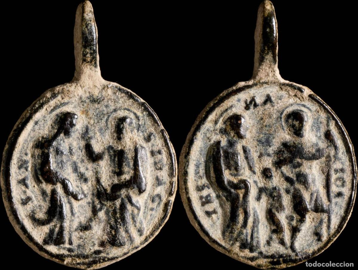 Antig&uuml;edades: Religious Medal XVI-XVII centuries, Saint Anne and Saint Joachim / Holy Family - 24x16 mm.
