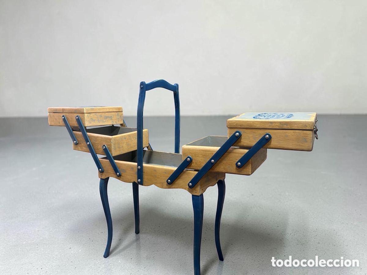 Antig&uuml;edades: Antiguo costurero de pie de acorde&oacute;n - Foto 4