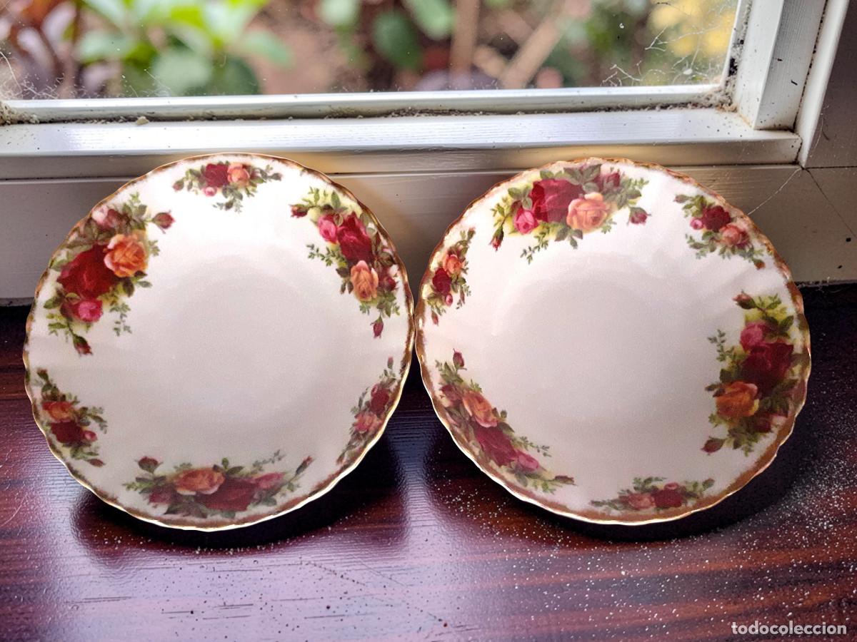 Antig&uuml;edades: Par de cuencos de 16 cm Royal Albert Old Country Roses