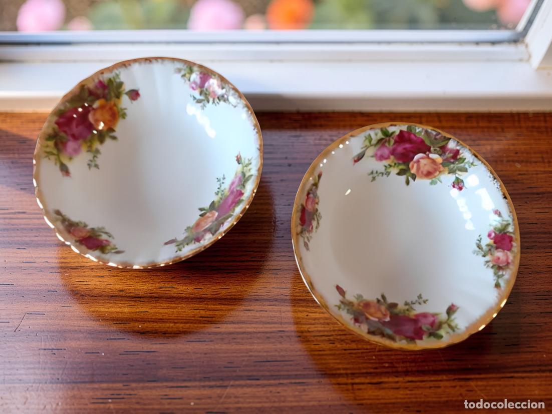 Antig&uuml;edades: Par de cuencos de 13 cm Royal Albert Old Country Roses