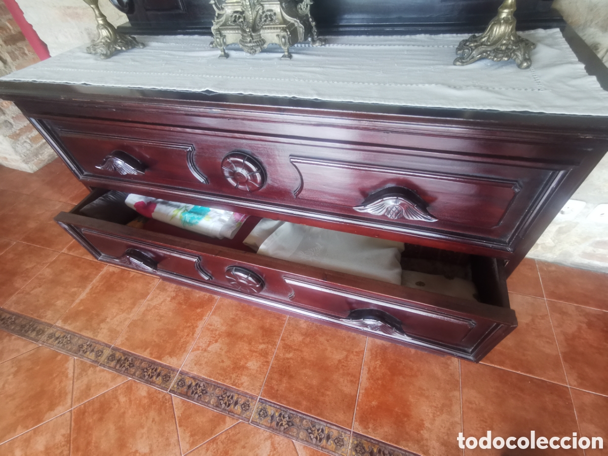 Antig&uuml;edades: Comoda antigua con espejo - Foto 6