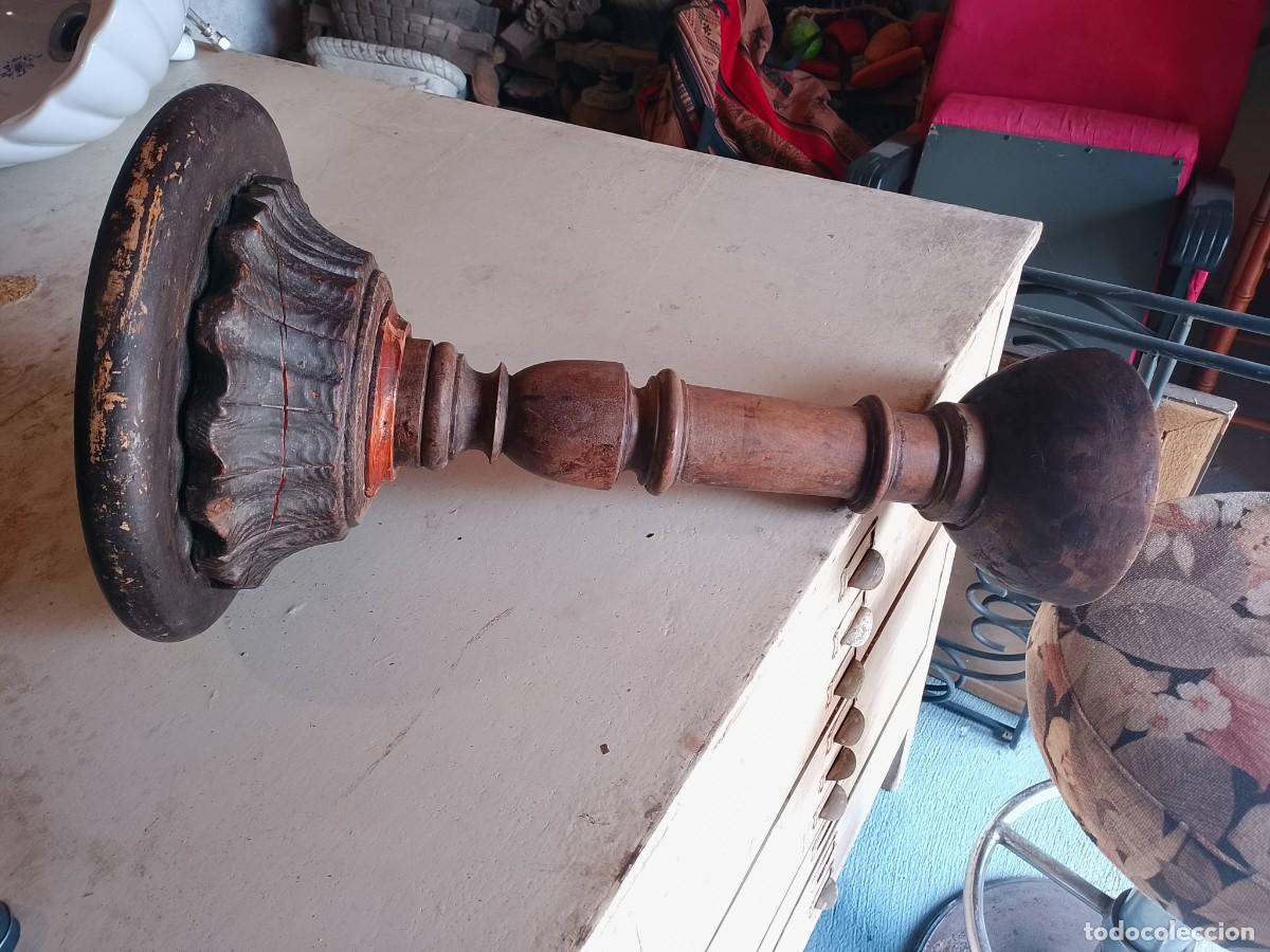 Antig&uuml;edades: Antiguo soporte vel&oacute;n madera labrada - Foto 7