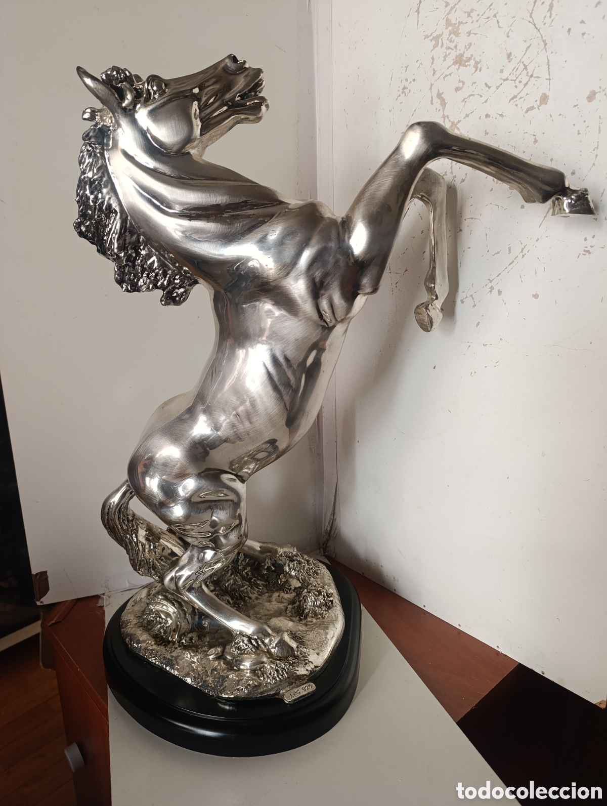 Antig&uuml;edades: Gran Escultura Caballo Rampante Vintage - ba&ntilde;ada en Plata de Ley ARG 925 (55 cm)