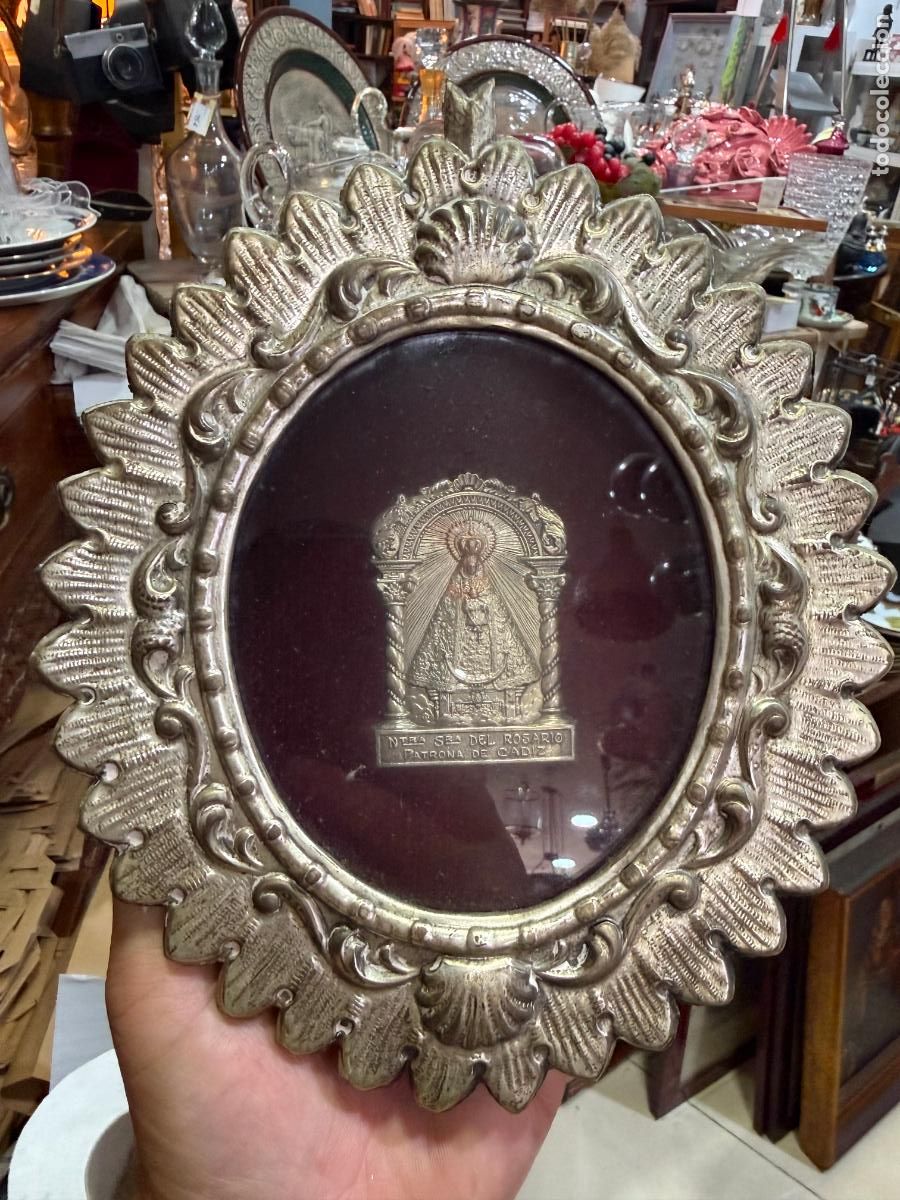 Antig&uuml;edades: ANTIGUO RELICARIO DE ORFEBRERIA DE LA VIRGEN DEL ROSARIO PATRONA DE CADIZ - MEDIDA 22X19 CM