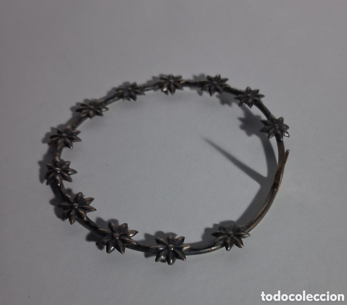 Antig&uuml;edades: Corona plata de ley 12 estrellas - Foto 3