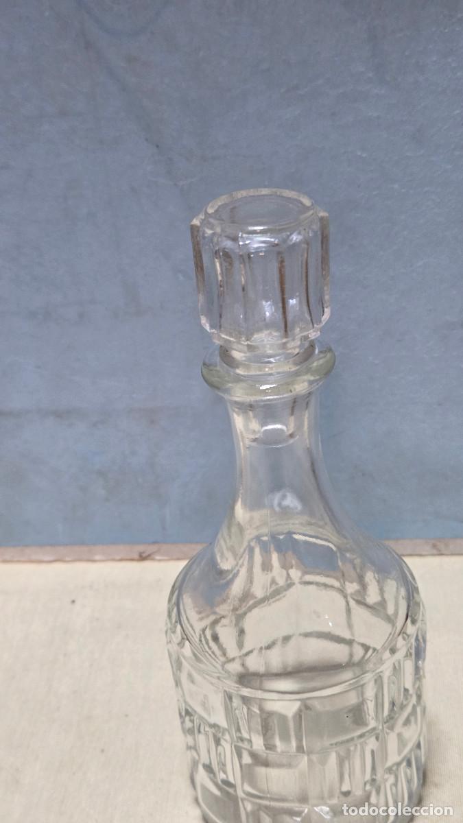 Antig&uuml;edades: botella para licor vintage