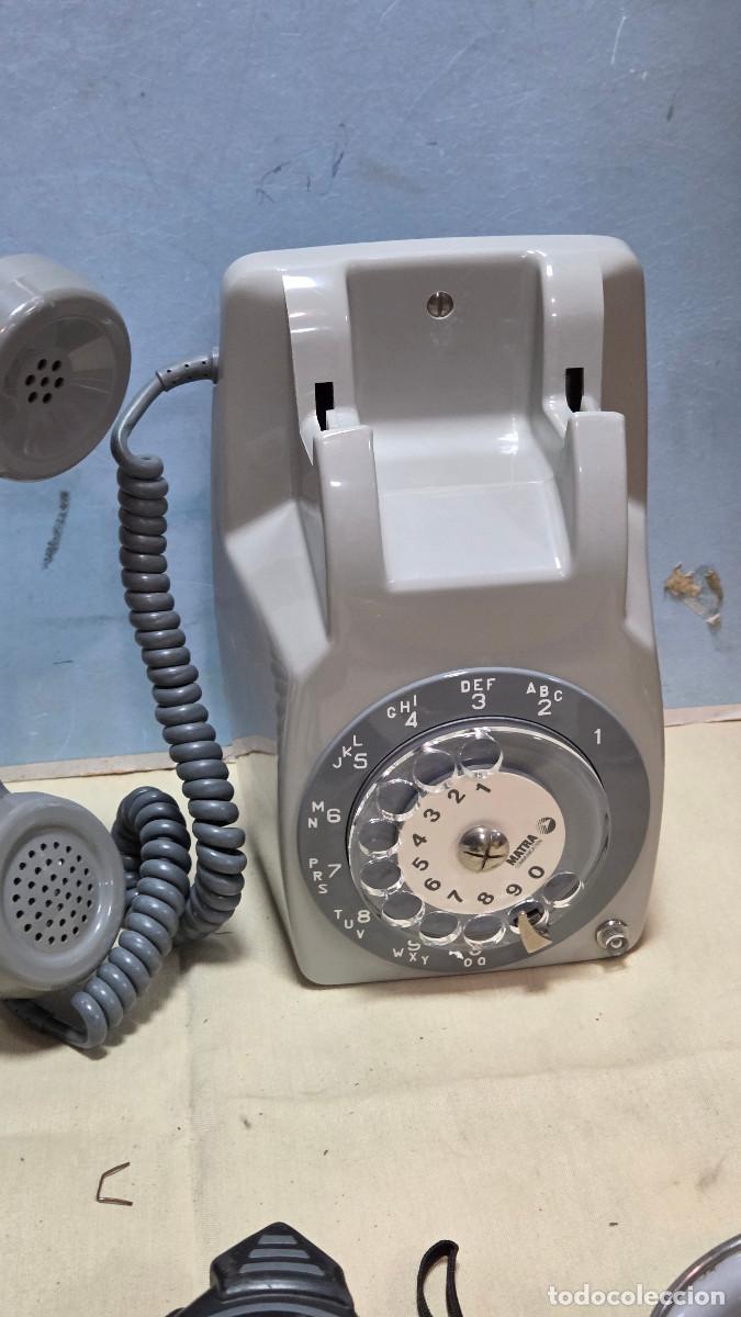 Antig&uuml;edades: telefono de colgar gris vintage - Foto 6