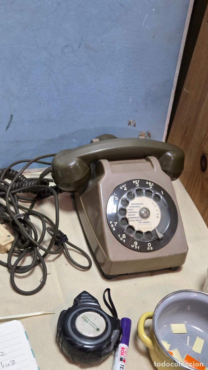 Antig&uuml;edades: telefono gris oscuro vintage