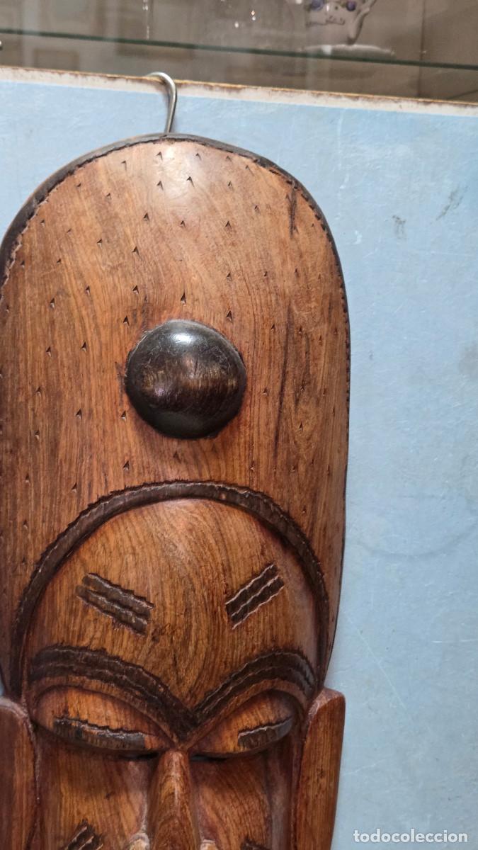 Antig&uuml;edades: careta de madera africana - Foto 2