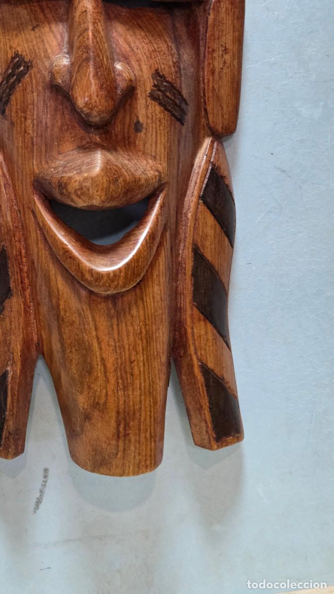 Antig&uuml;edades: careta de madera africana - Foto 4