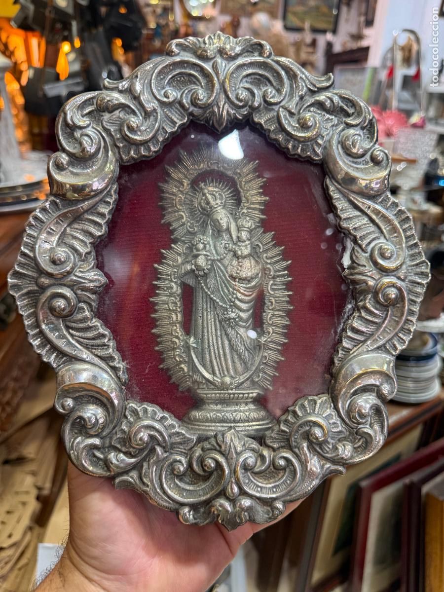 Antig&uuml;edades: ANTIGUO RELICARIO DE ORFEBRERIA DE LA VIRGEN DE LA GRANADA - MEDIDA 26X22 CM
