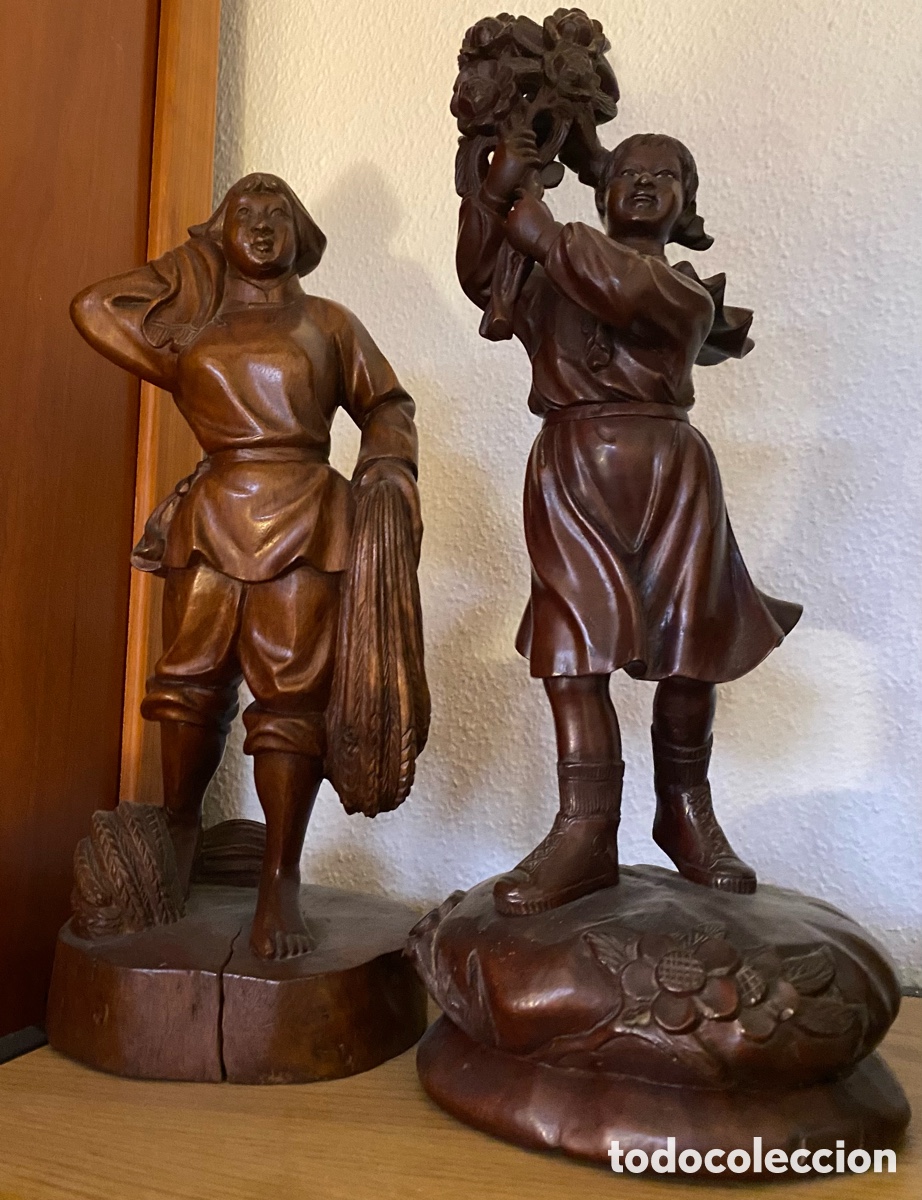 Antig&uuml;edades: Pareja de Figuras de Madera Tallada &ndash; Campesinos &ndash;Vintage &ndash; Artesan&iacute;a
