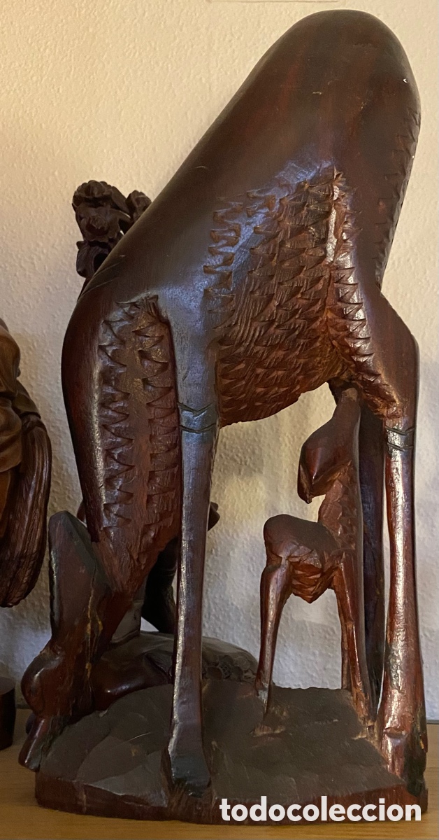 Antig&uuml;edades: Cierva con Cervatillo &ndash; Escultura de Madera Tallada &ndash; Gran Tama&ntilde;o &ndash; Artesan&iacute;a