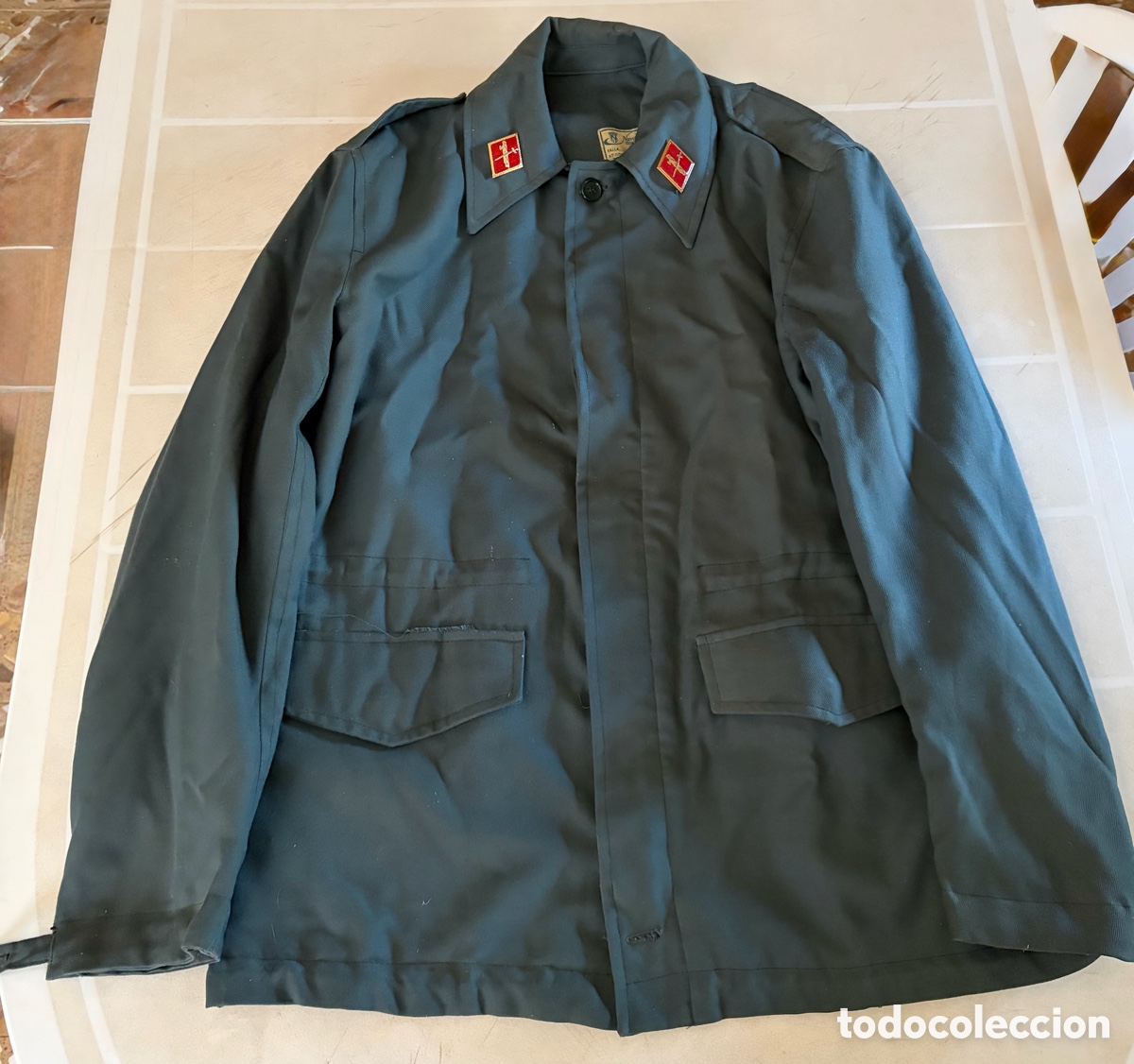 Antig&uuml;edades: 3/4 CHAQUET&Oacute;N DE CAMPA&Ntilde;A GUARDIA CIVIL