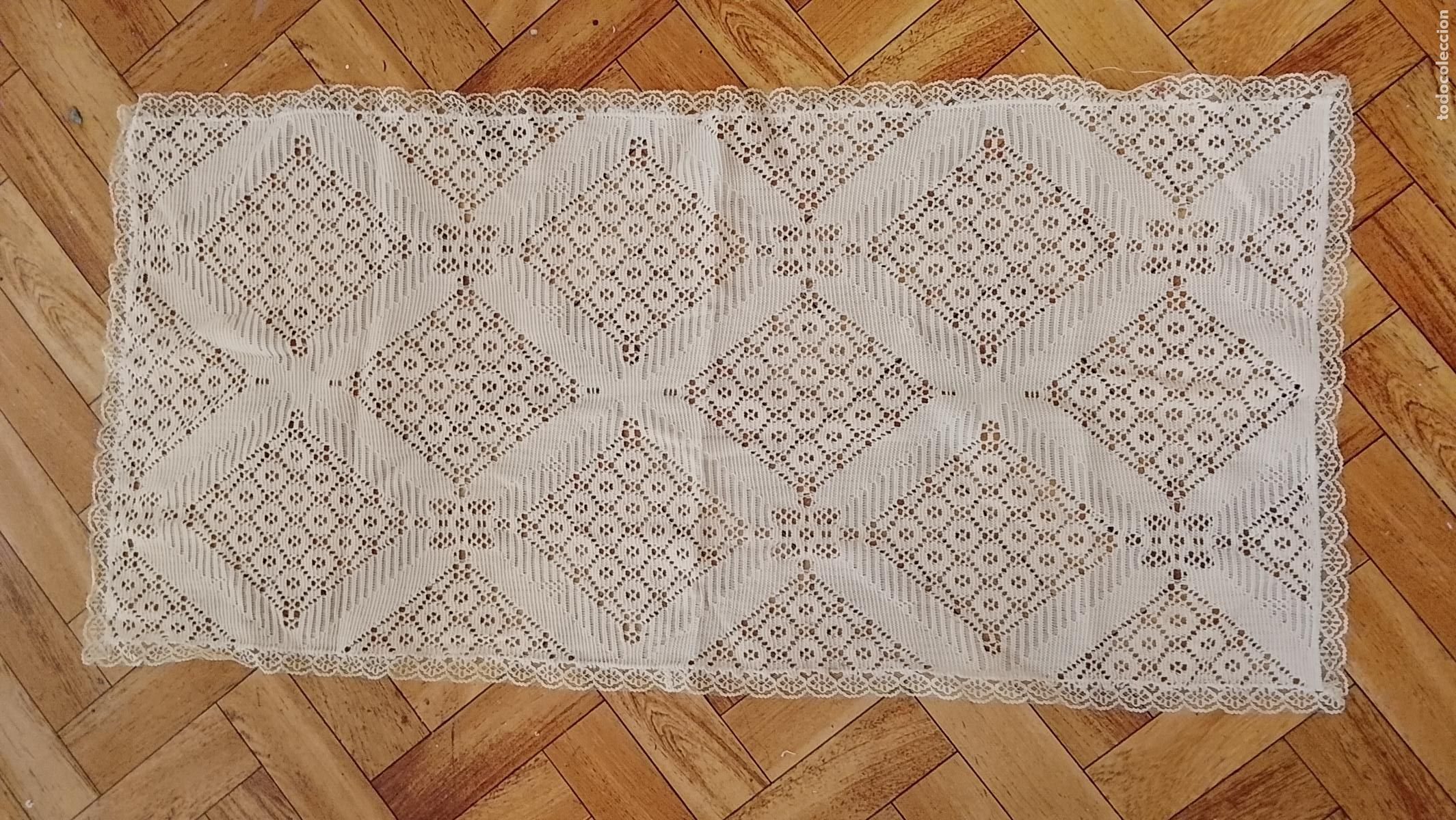 Antig&uuml;edades: BELLO ANTIGUO PA&Ntilde;O DE ALTAR 88 X 43 CM TAPETE DE ENCAJE PARA ALTAR SEMANA SANTA VIRGEN