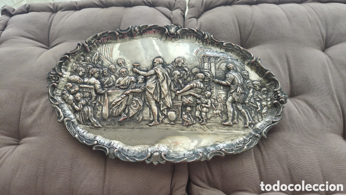 Antig&uuml;edades: Antigua bandeja en relieve de las Bodas de Cana