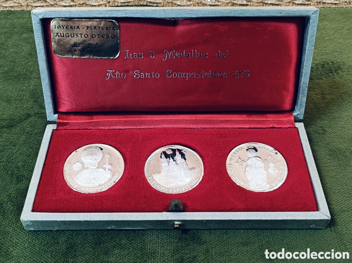 Antig&uuml;edades: PLATA PURA 999 LAS 3 MEDALLAS DEL A&Ntilde;O SANTO COMPOSTELANO 1976