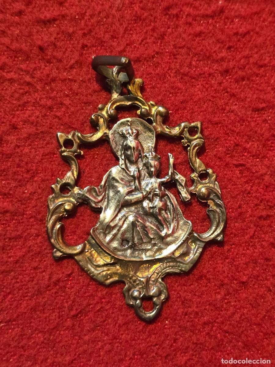 Antig&uuml;edades: MEDALLA RELIGIOSA DE PLATA DE VIRGEN.