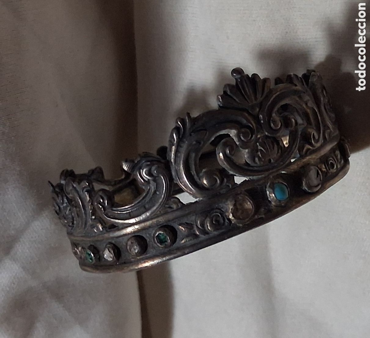 Antig&uuml;edades: Corona metal ba&ntilde;o de plata - Foto 7